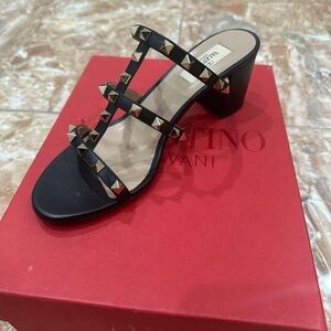 Valentino Rock Studs